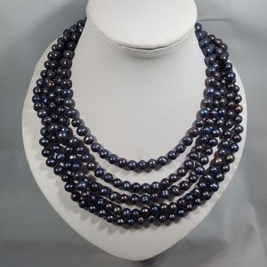 Nwot endless Pearl's necklace